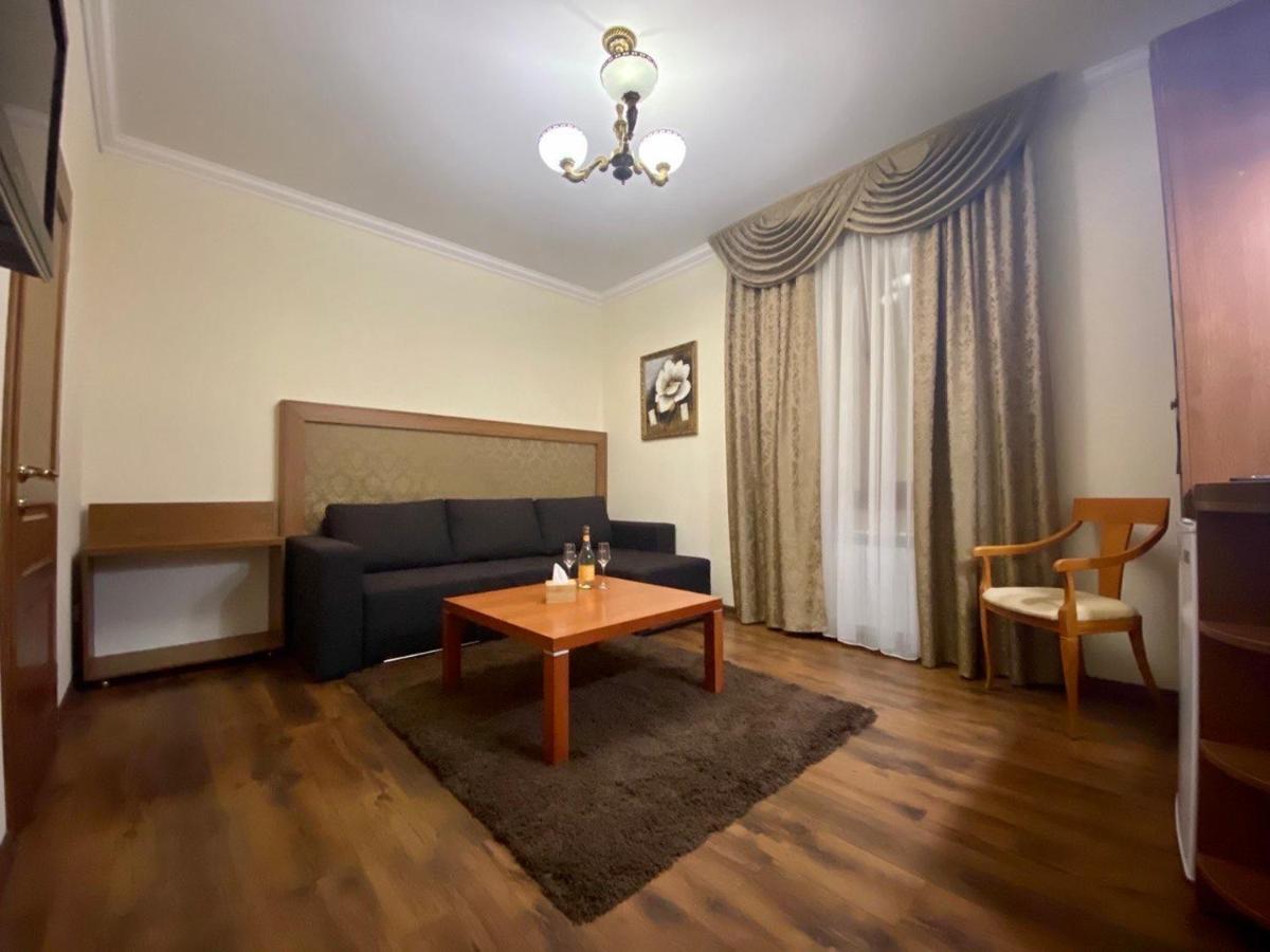 Boomerang Business Hotel Οδησσός Εξωτερικό φωτογραφία